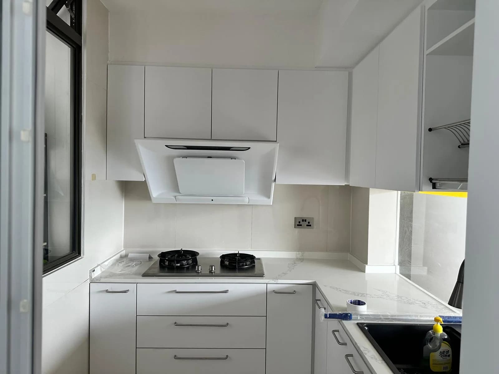 Custom Kitchen Cabinets Built for Singapore Living